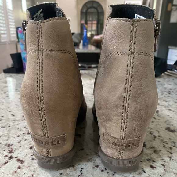 Sorel Joan of Arctic Wedge Booties sz 9.5! - Picture 5 of 6